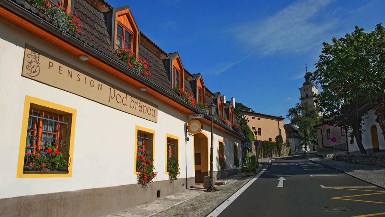 Penzion Pod Branou Poprad Exterior foto